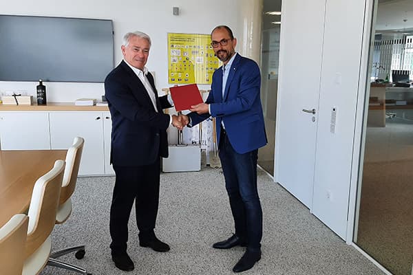 GPF übergibt Forderungspaket für KV-Verhandlungen