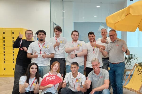 Lezzz Go Lehre – FSG besucht talentierte Nachwuchskräfte In der Postfiliale 1072 Wien,